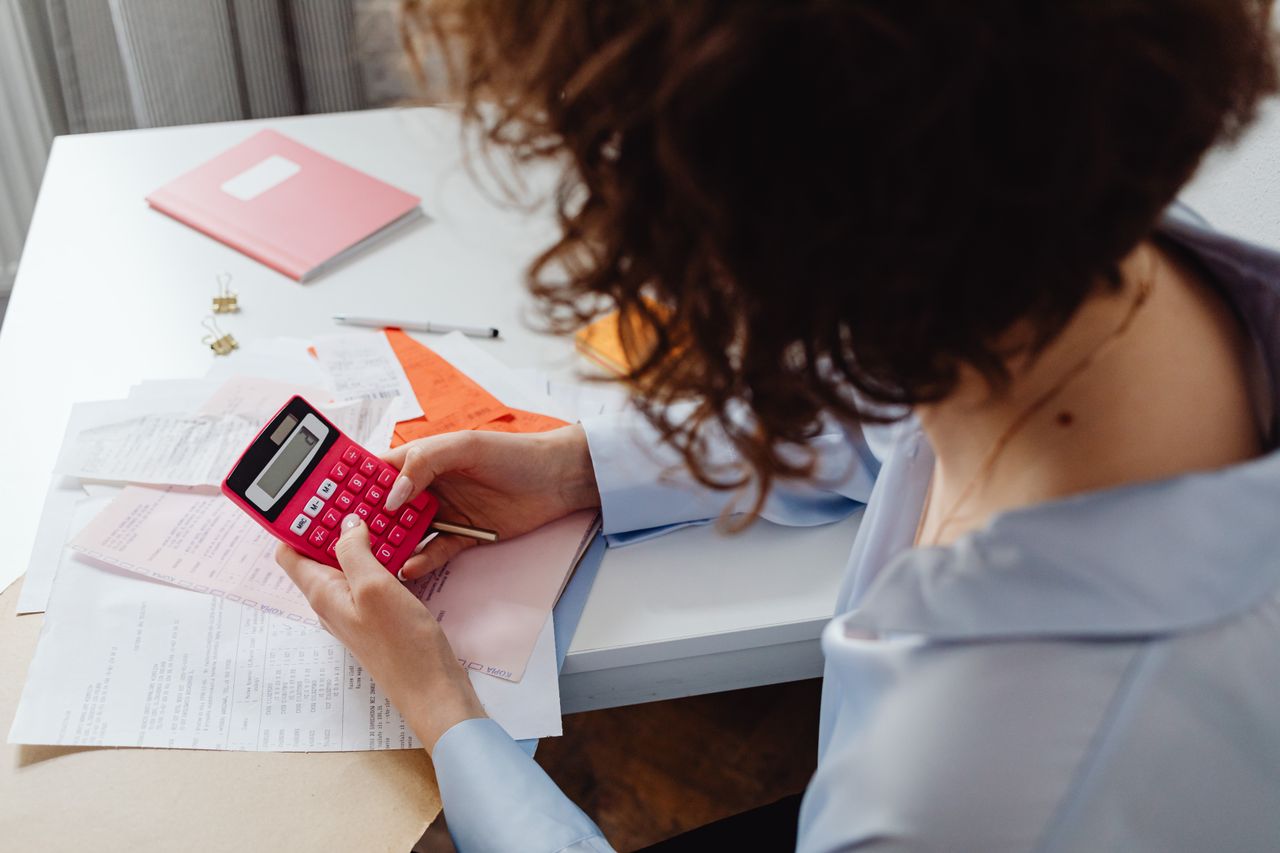 Smarter Debt Decisions: What Households Should Understand Before Choosing Debt Restructuring Options